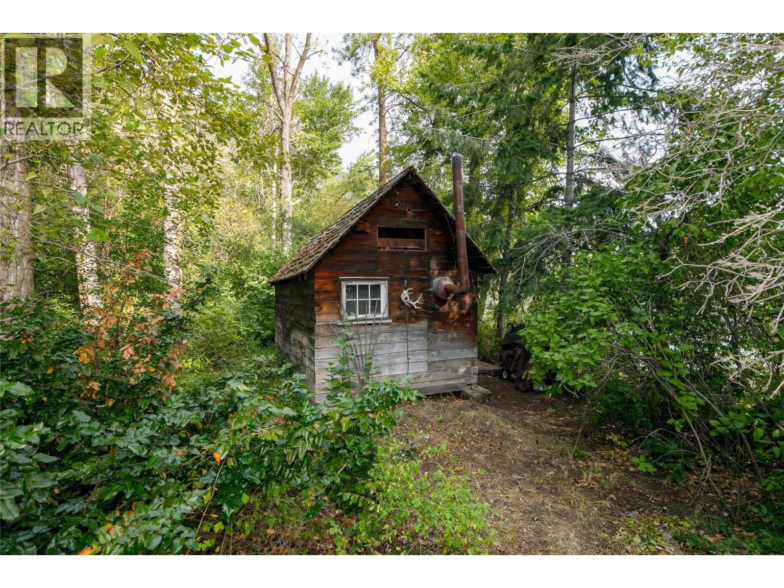 16821 Owl's Nest Road Property Photo 11