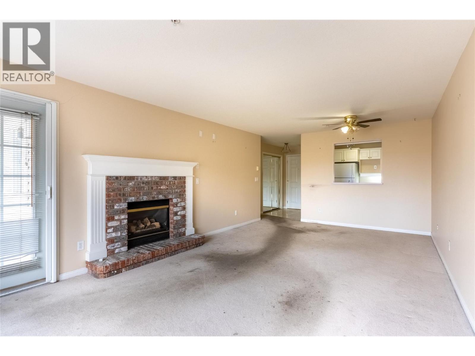 120 Vernon Avenue Unit# 311 Property Photo 8