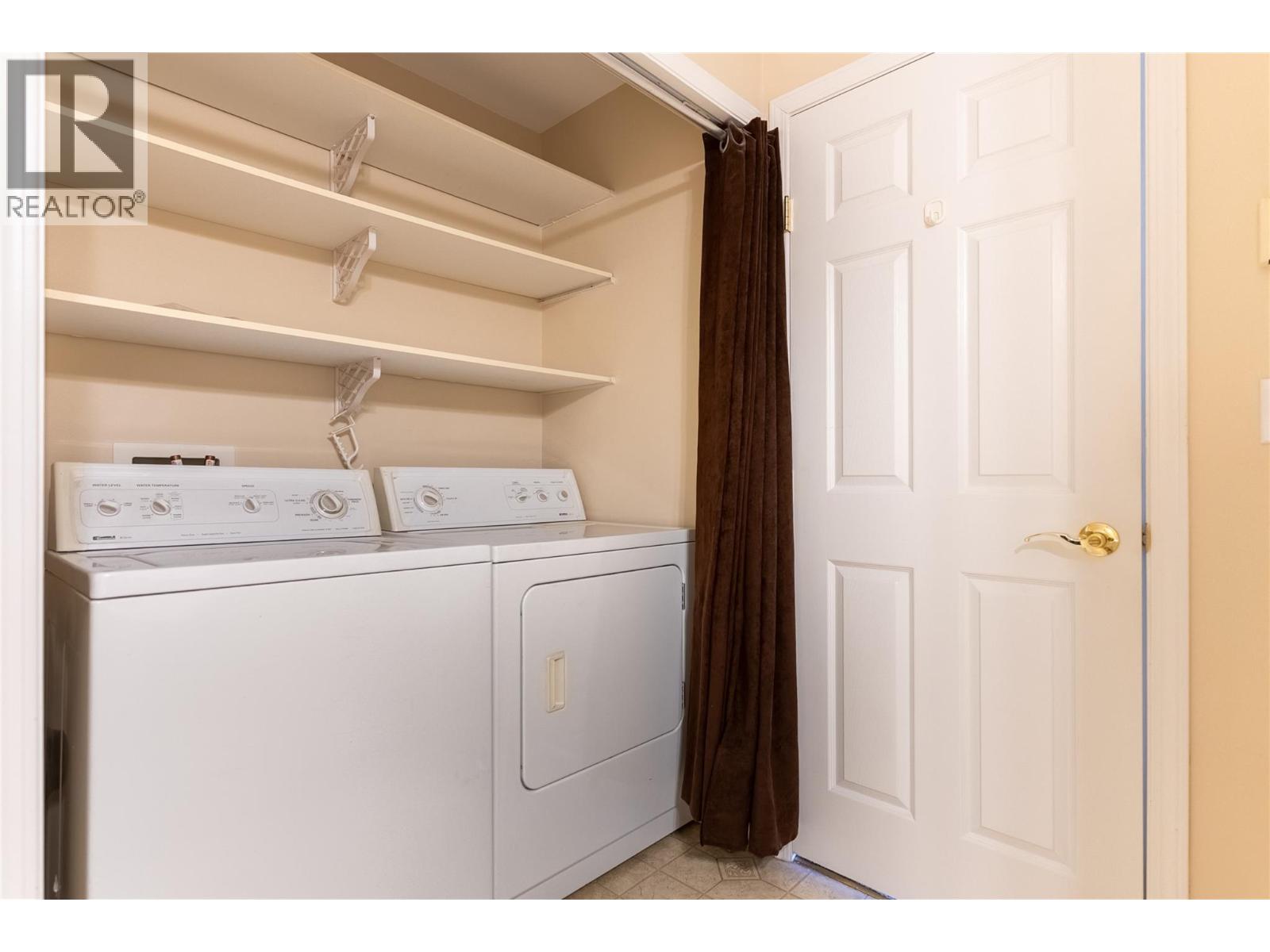 120 Vernon Avenue Unit# 311 Property Photo 14