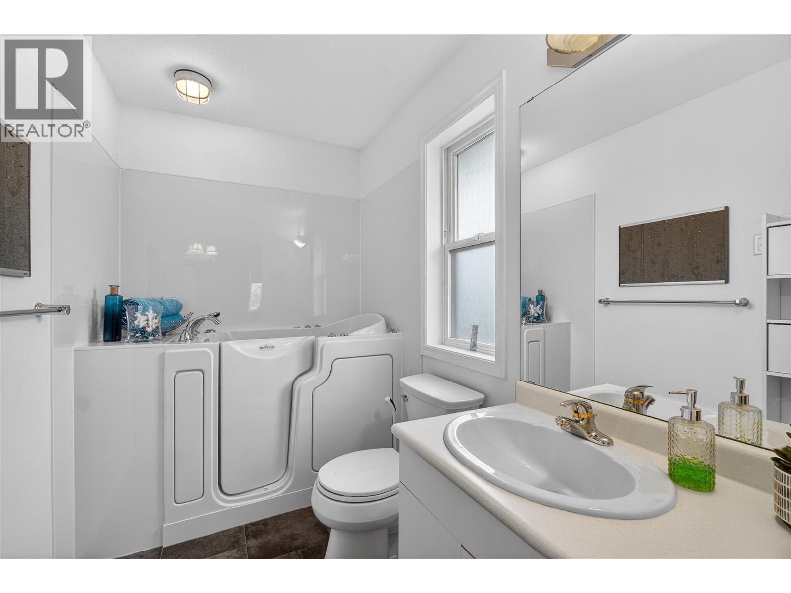 801 20th Street Ne Unit# 4 Property Photo 17
