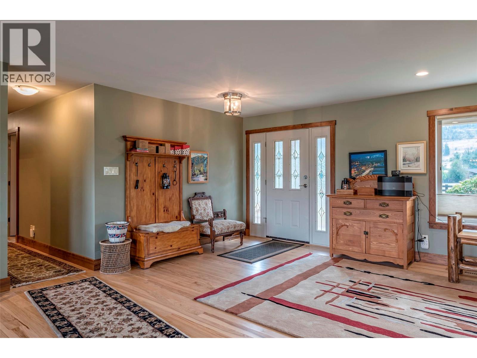 7800 Howe Drive Property Photo 11