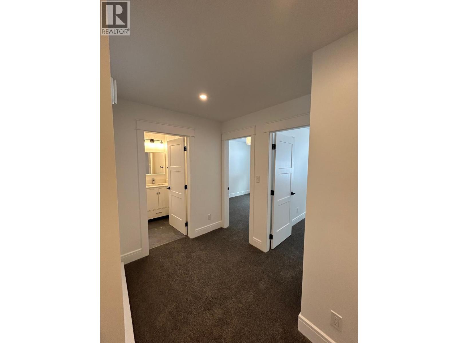 1365 Burfield Drive Property Photo 17