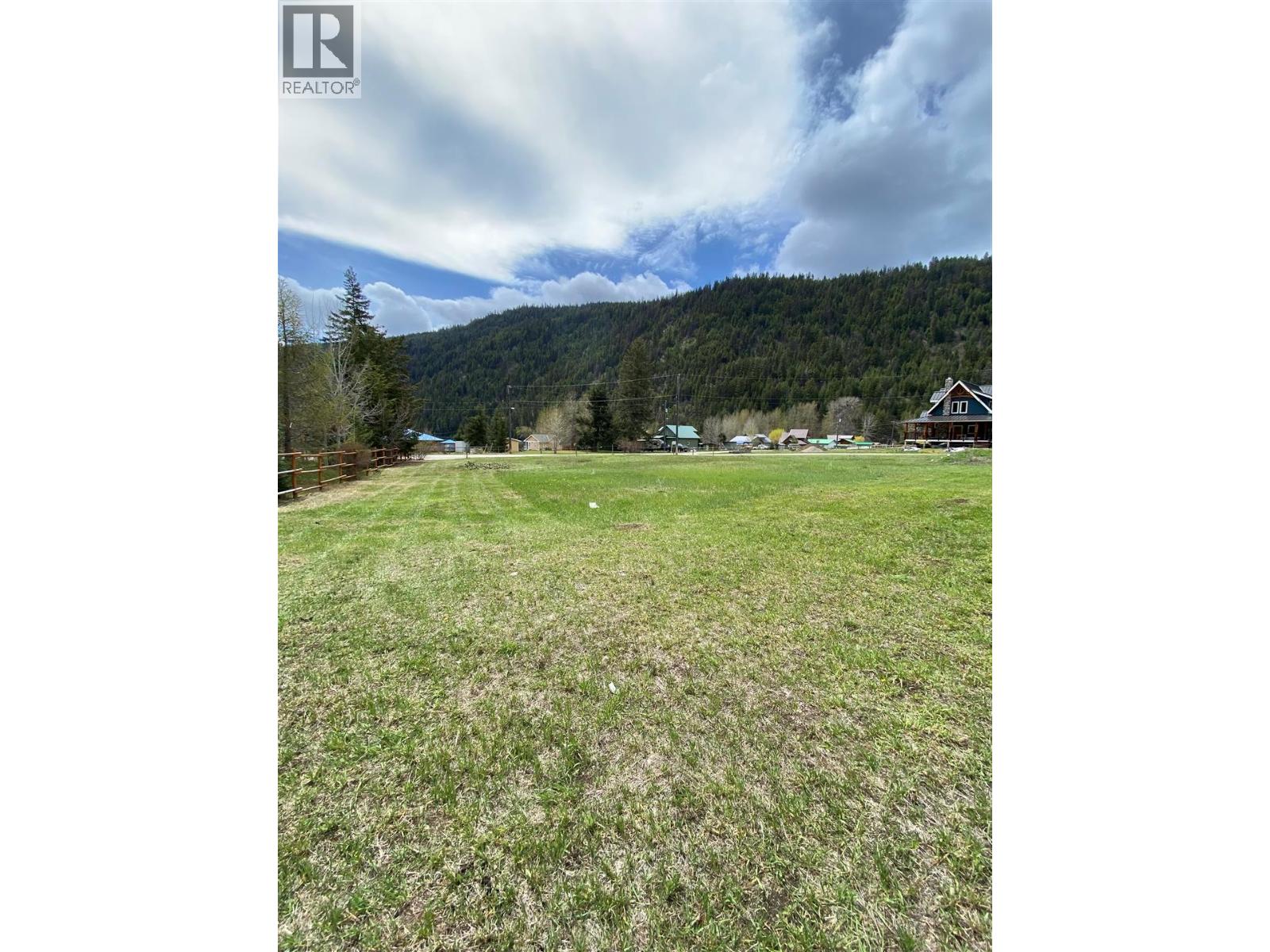 192 Skye Blue Loop Property Photo 2