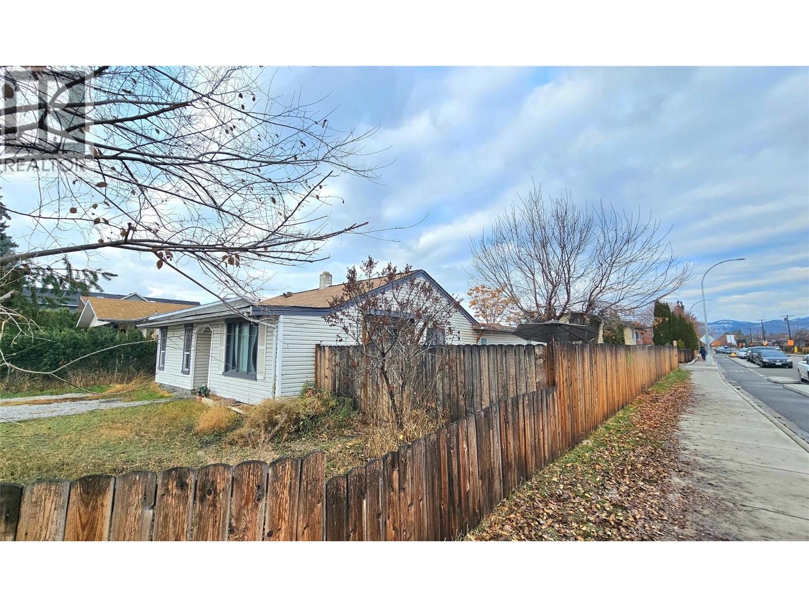 894 Morrison Avenue Property Photo 14