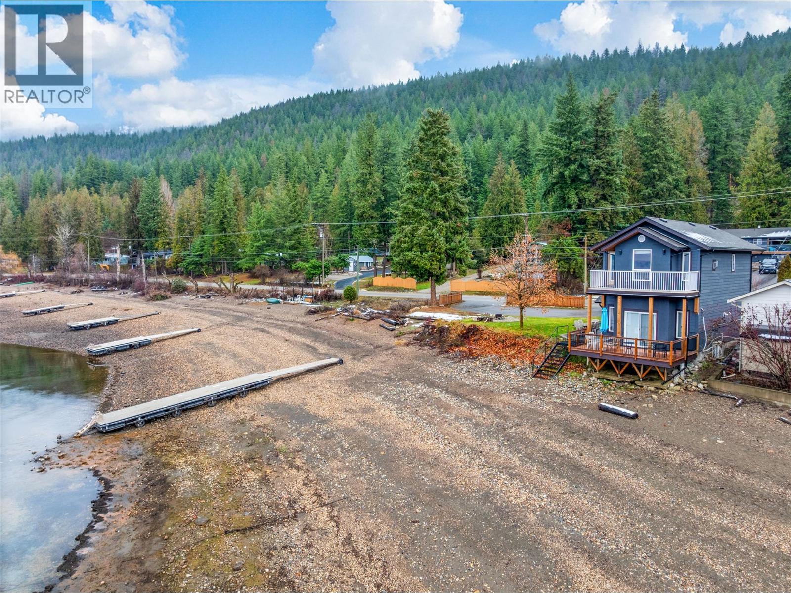 2022 Eagle Bay Road Property Photo 8
