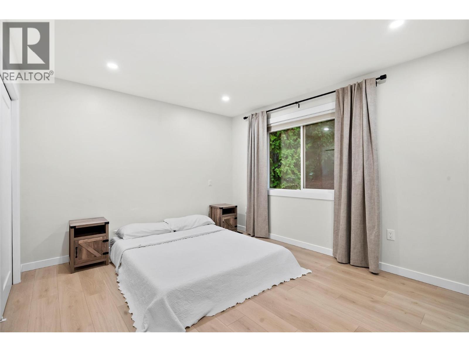 2022 Eagle Bay Road Property Photo 23