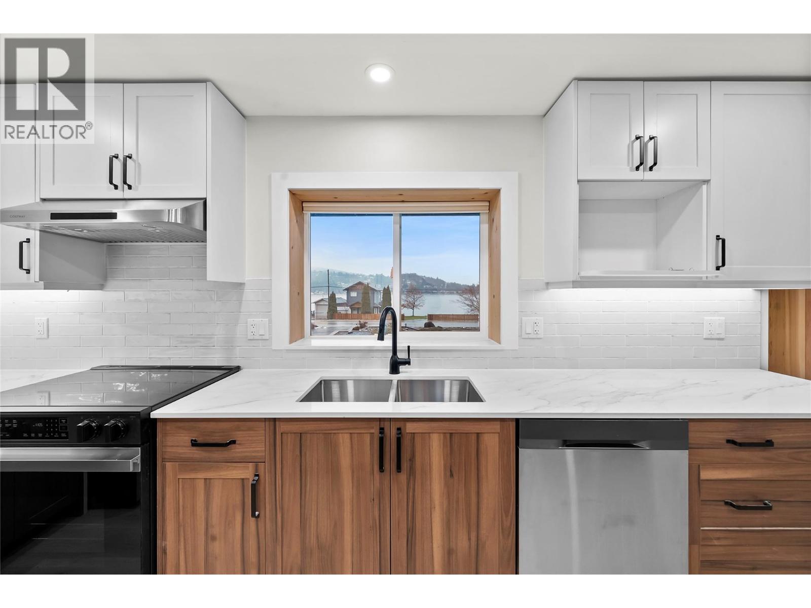 2022 Eagle Bay Road Property Photo 43