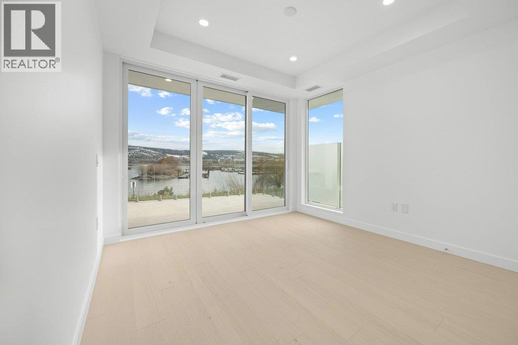 13419 Lakeshore Drive S Unit# 101 Property Photo 33