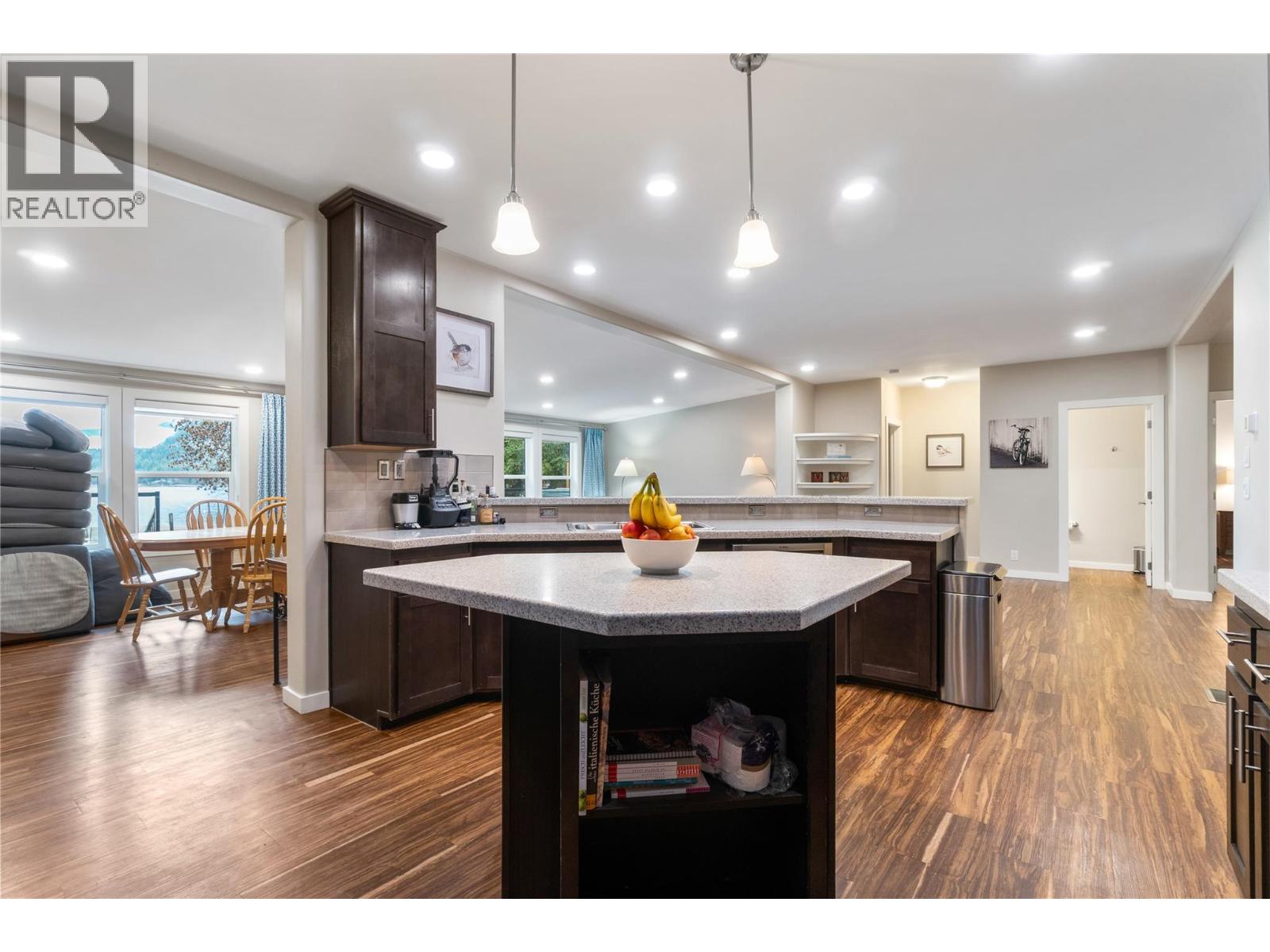405 97a Highway Property Photo 16
