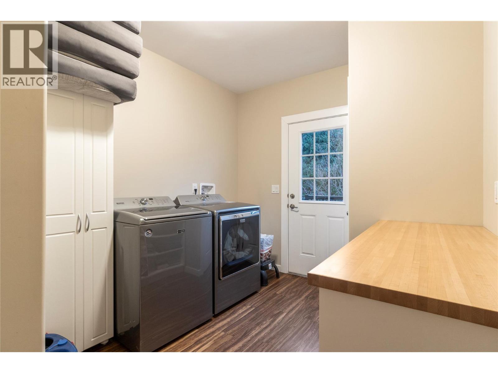 405 97a Highway Property Photo 49