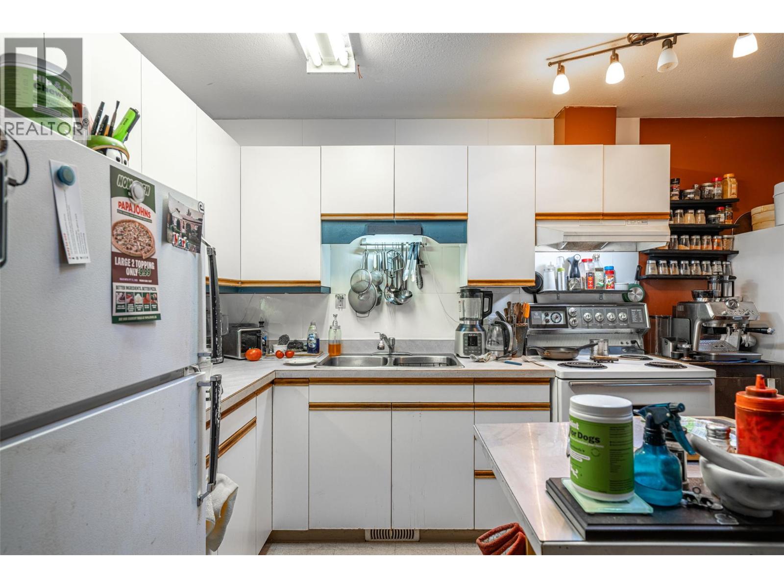 5683 97 Highway Property Photo 8