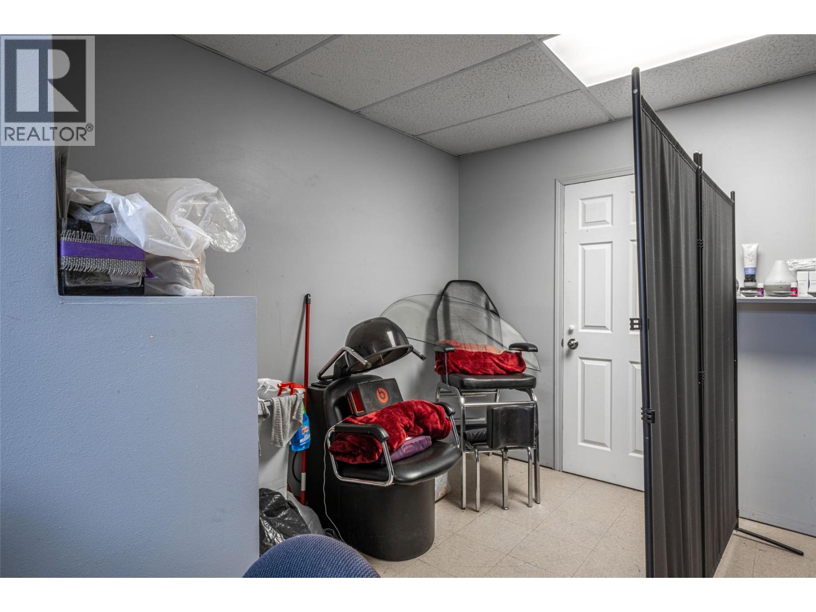 5683 97 Highway Property Photo 24