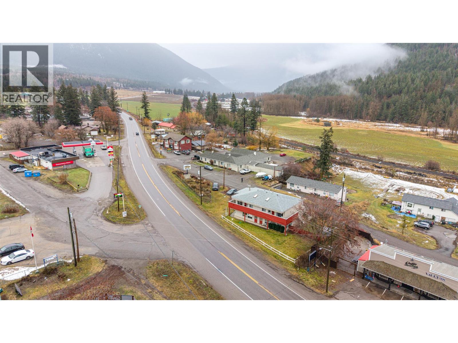 5683 97 Highway Property Photo 44