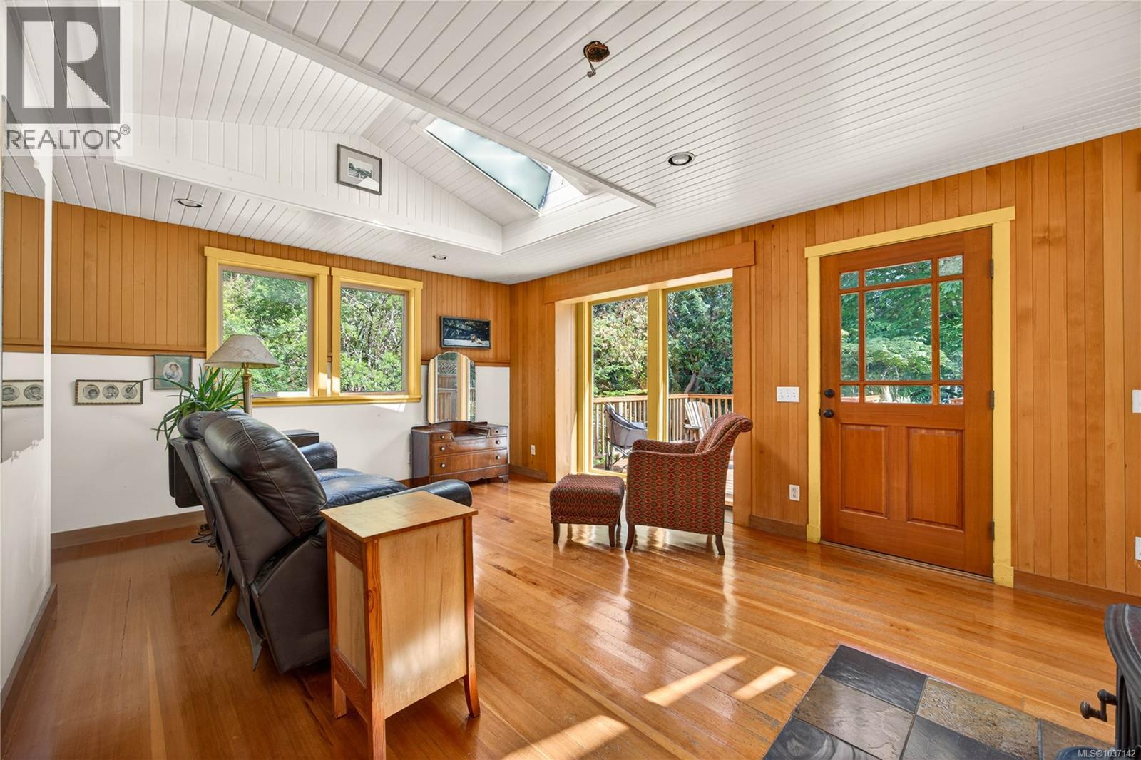 1252 Isabella Point Rd Property Photo 14