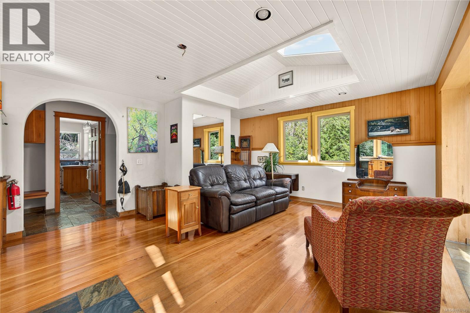 1252 Isabella Point Rd Property Photo 35