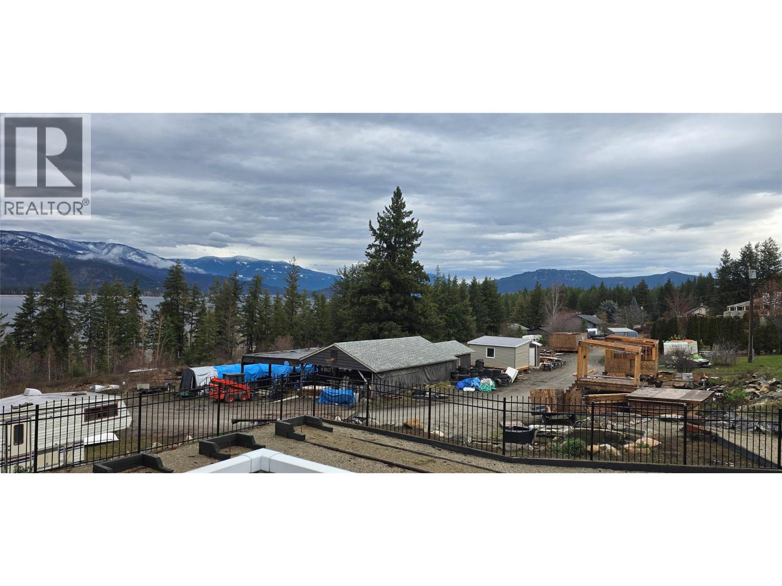 1277 Trans Canada Highway Property Photo 29