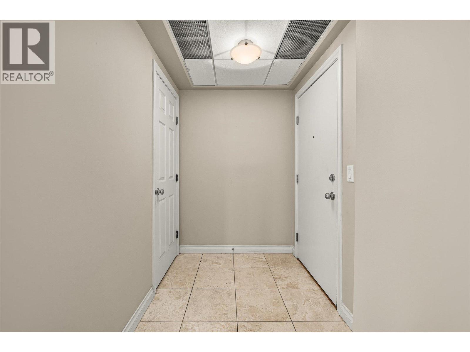 3178 Via Centrale Drive Unit# 2211 Property Photo 4