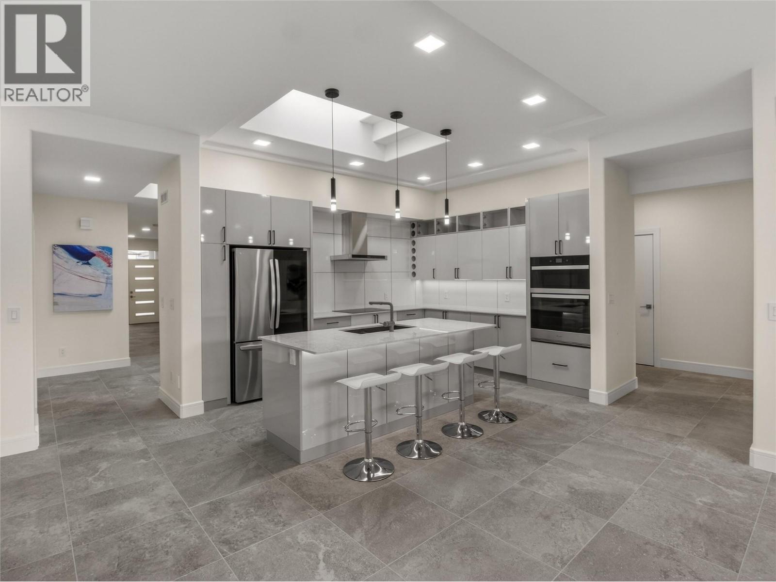 1723 Treffry Place Property Photo 4