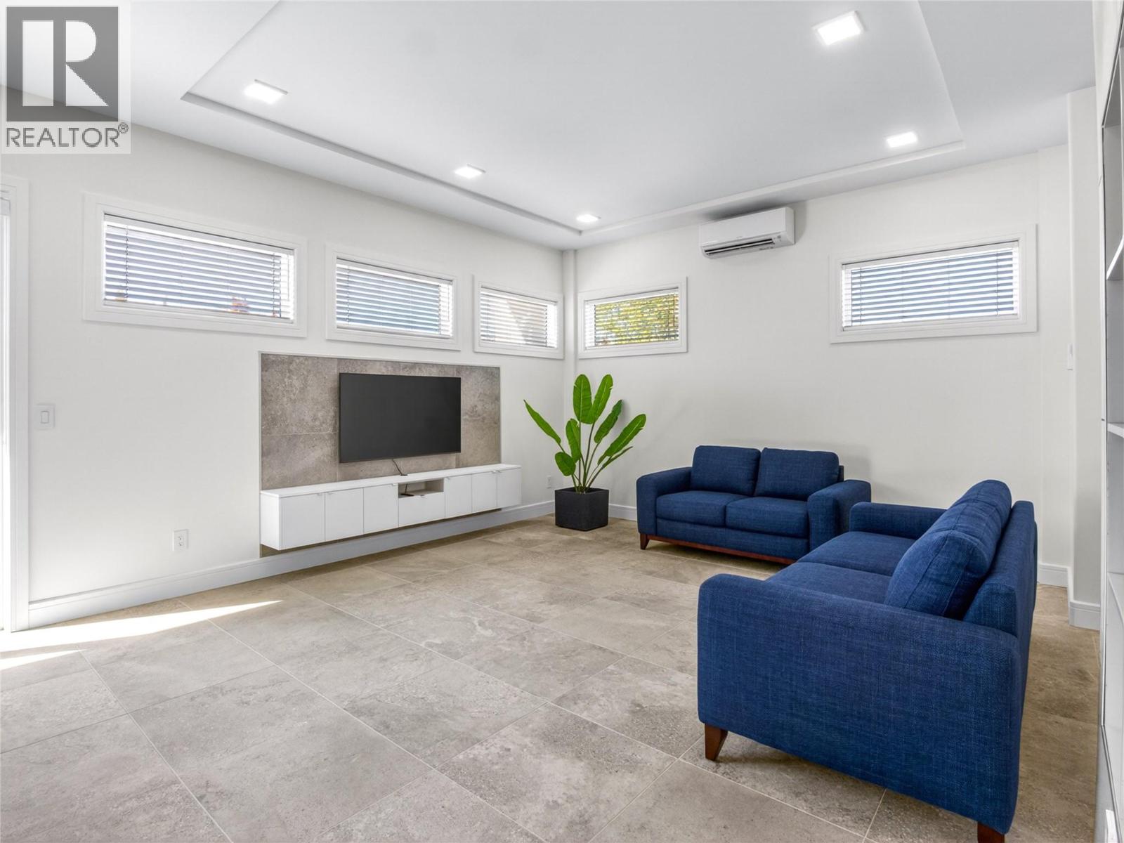 1723 Treffry Place Property Photo 13