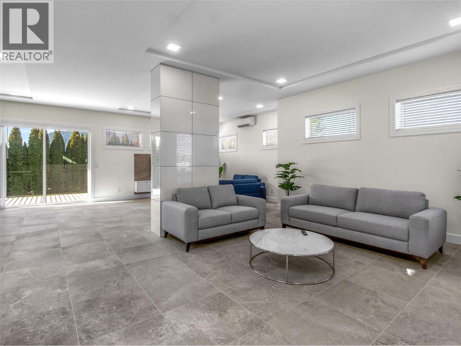 1723 Treffry Place Property Photo 17