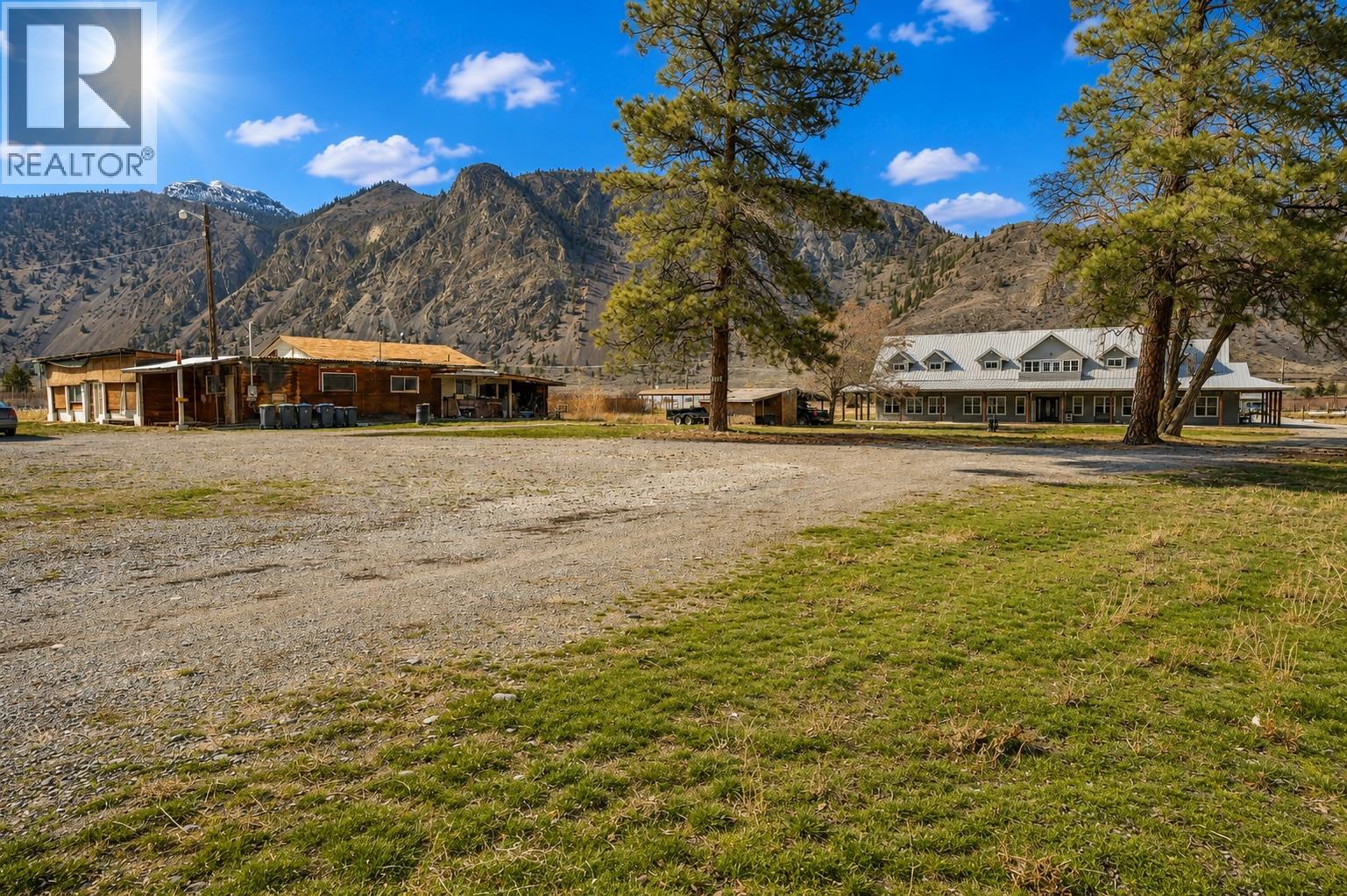 2338 Hwy 3 Property Photo 5