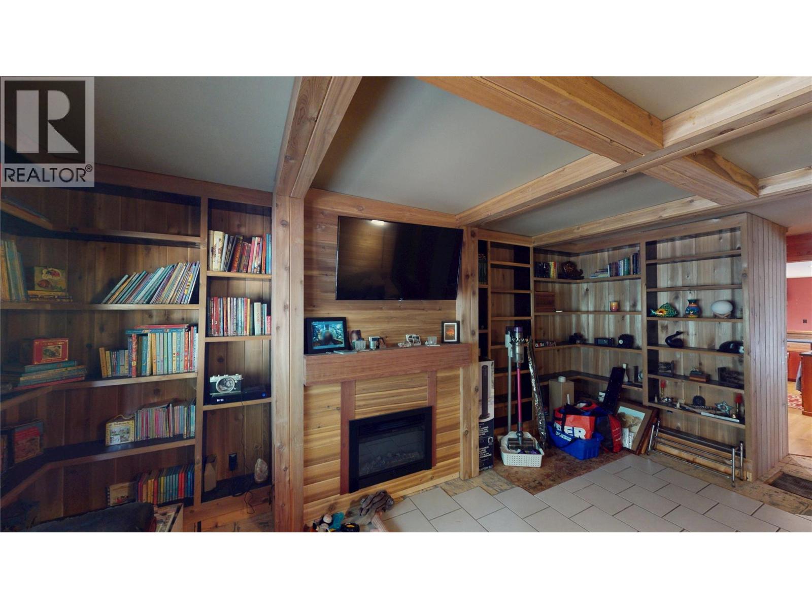 6228 Tamarack Road Property Photo 20
