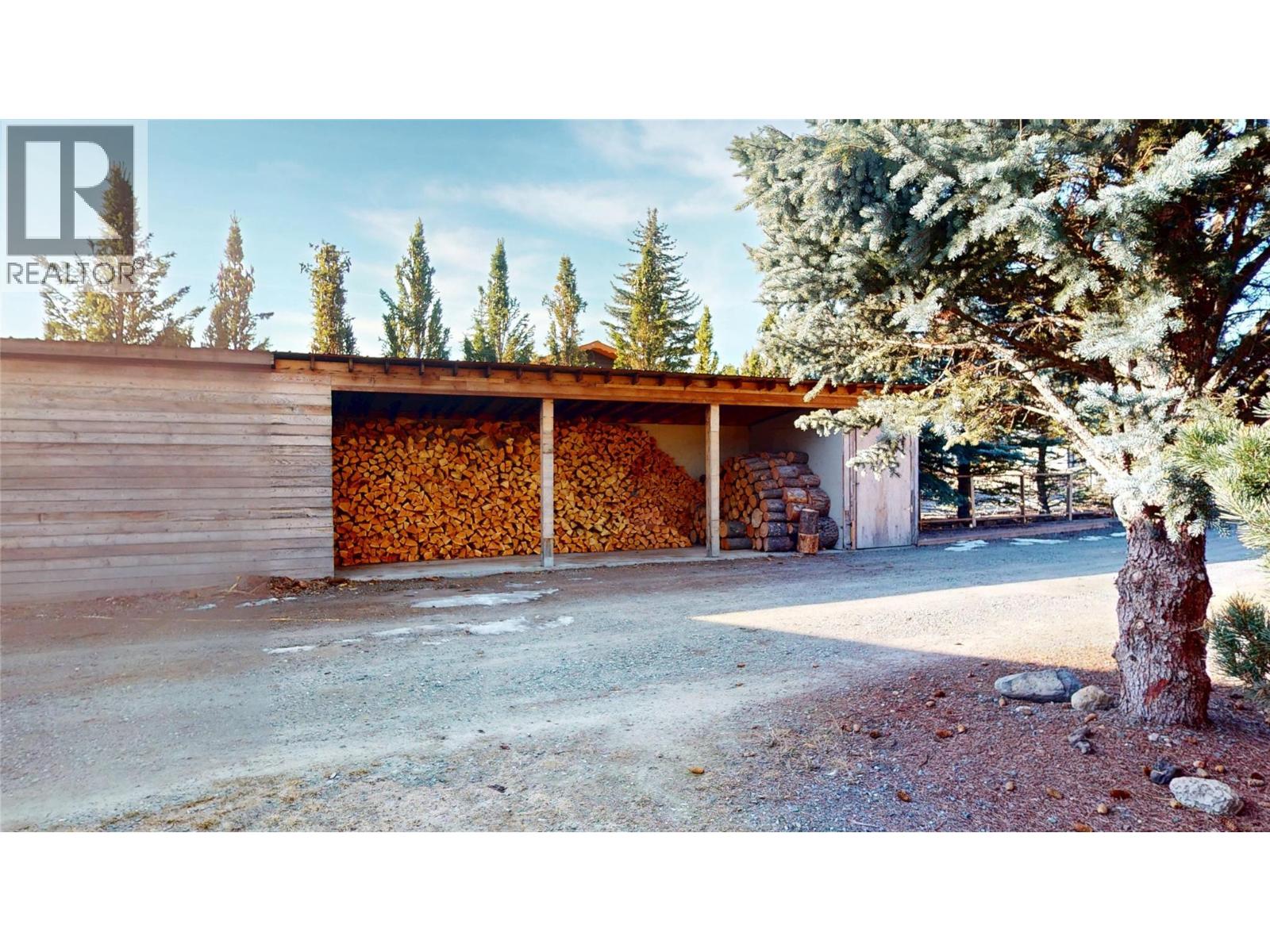 6228 Tamarack Road Property Photo 41