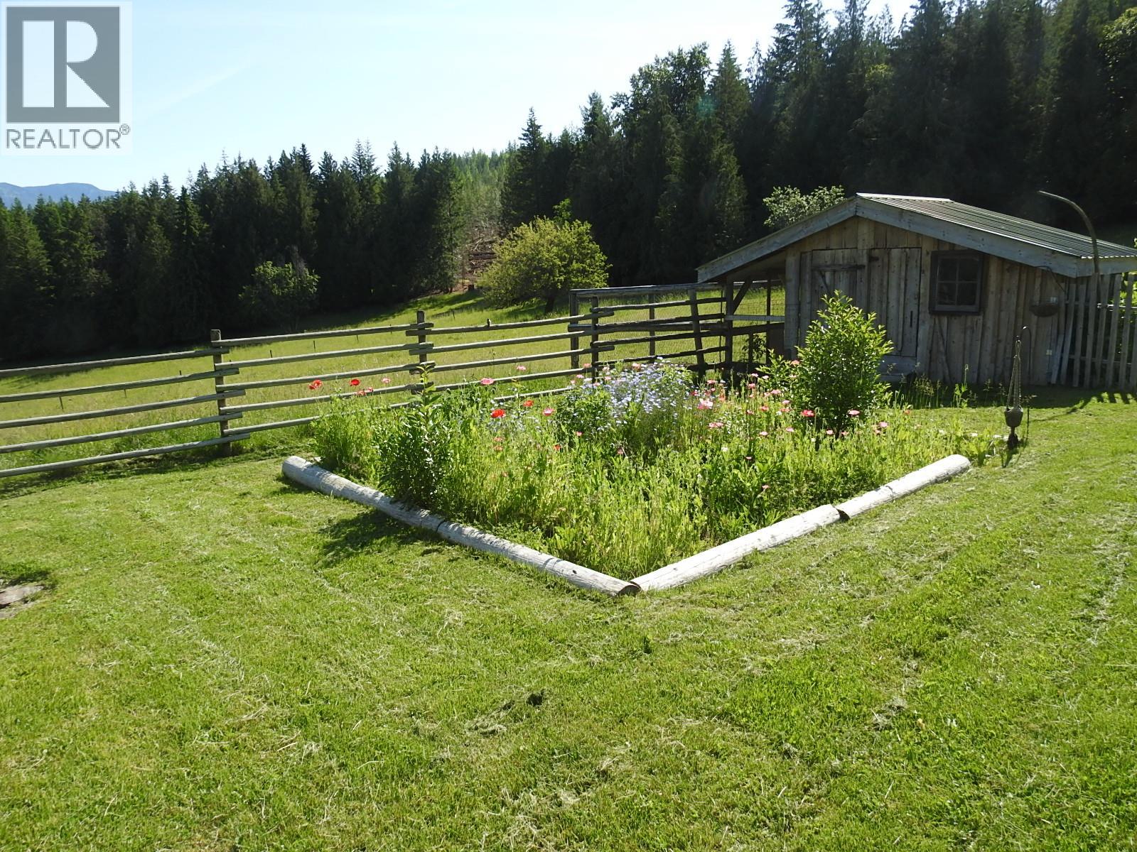 43 Sigalet Road Property Photo 12