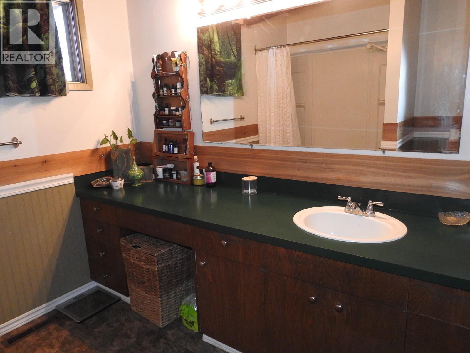 43 Sigalet Road Property Photo 86