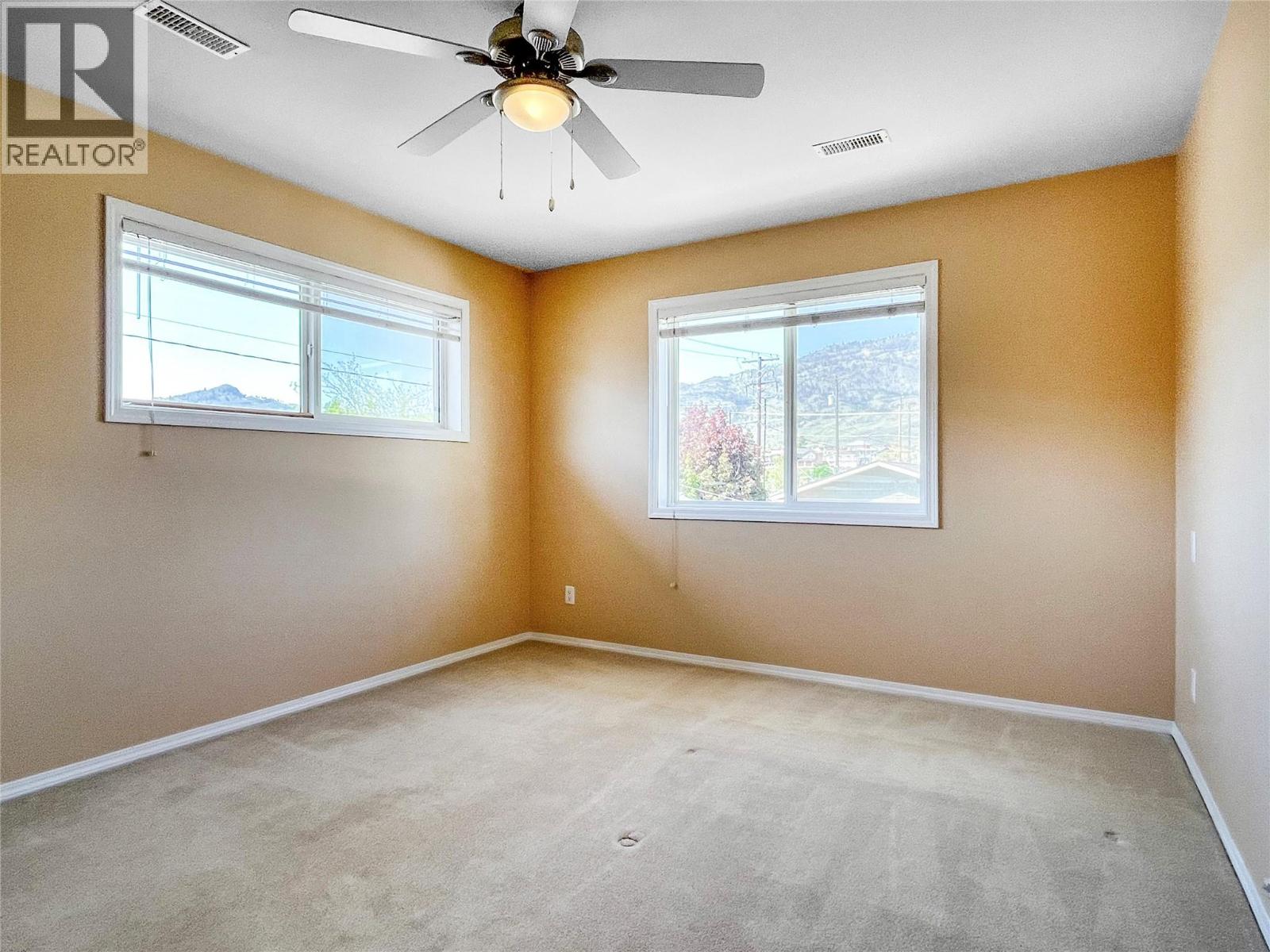 4 - 8507 70th Avenue Property Photo 18