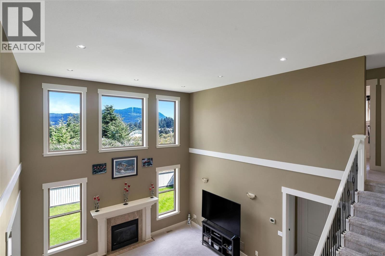 1580 Nimpkish Pl Property Photo 37