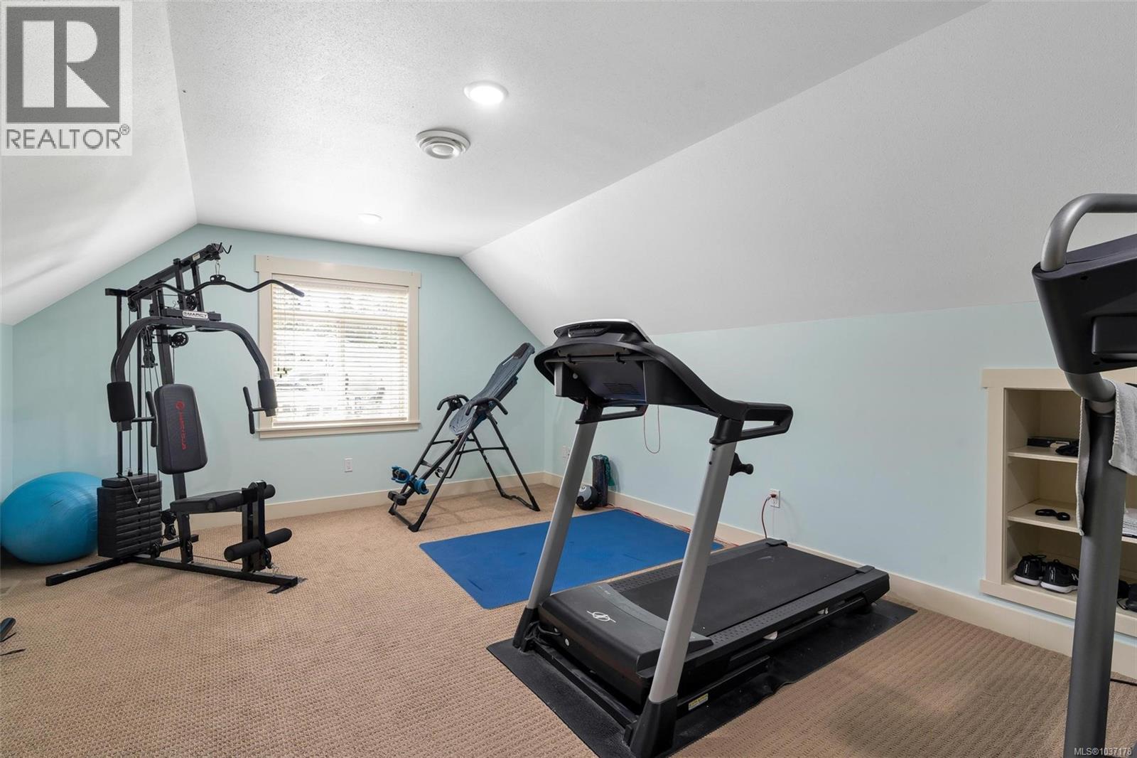 1580 Nimpkish Pl Property Photo 48