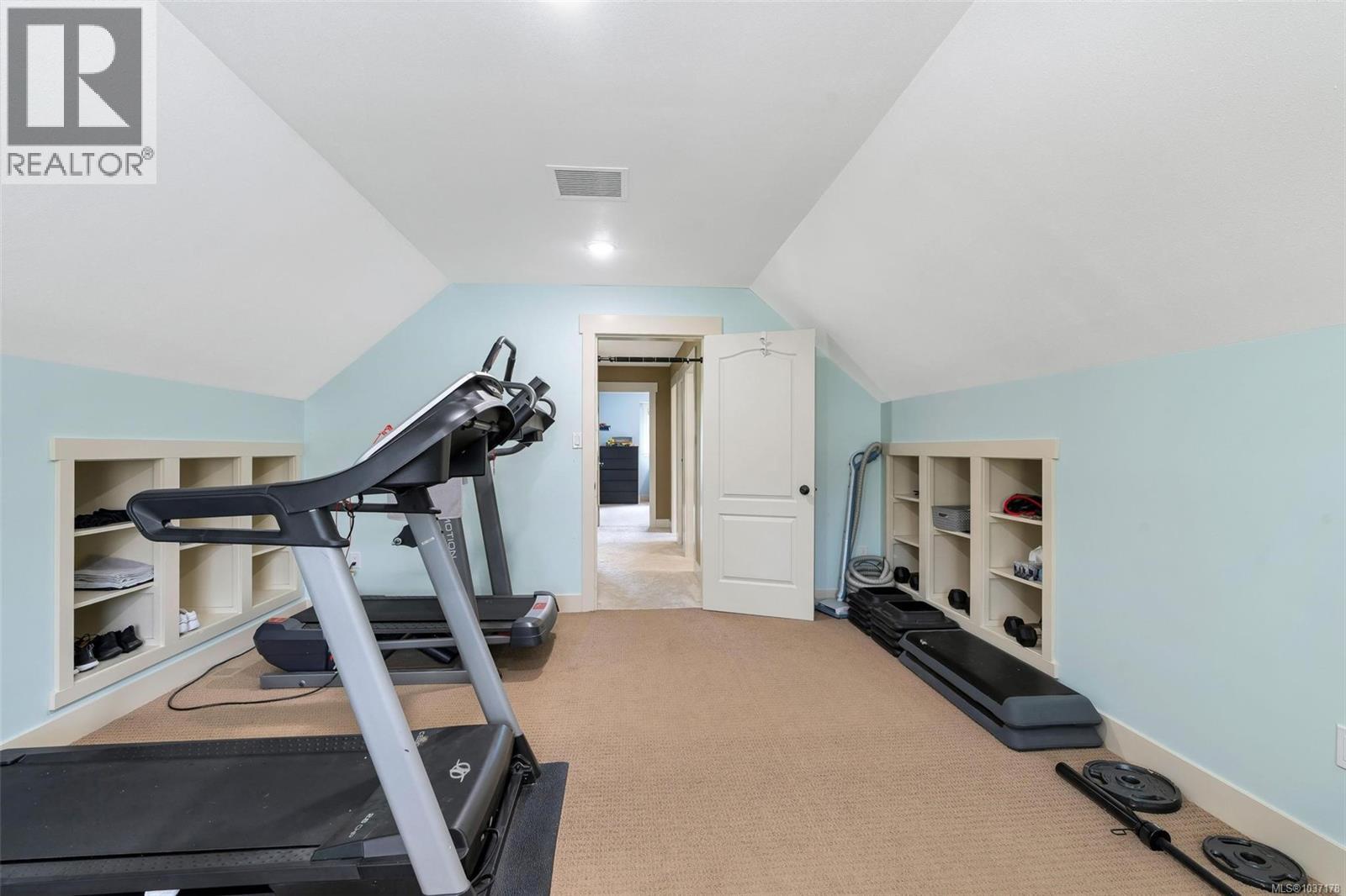 1580 Nimpkish Pl Property Photo 49