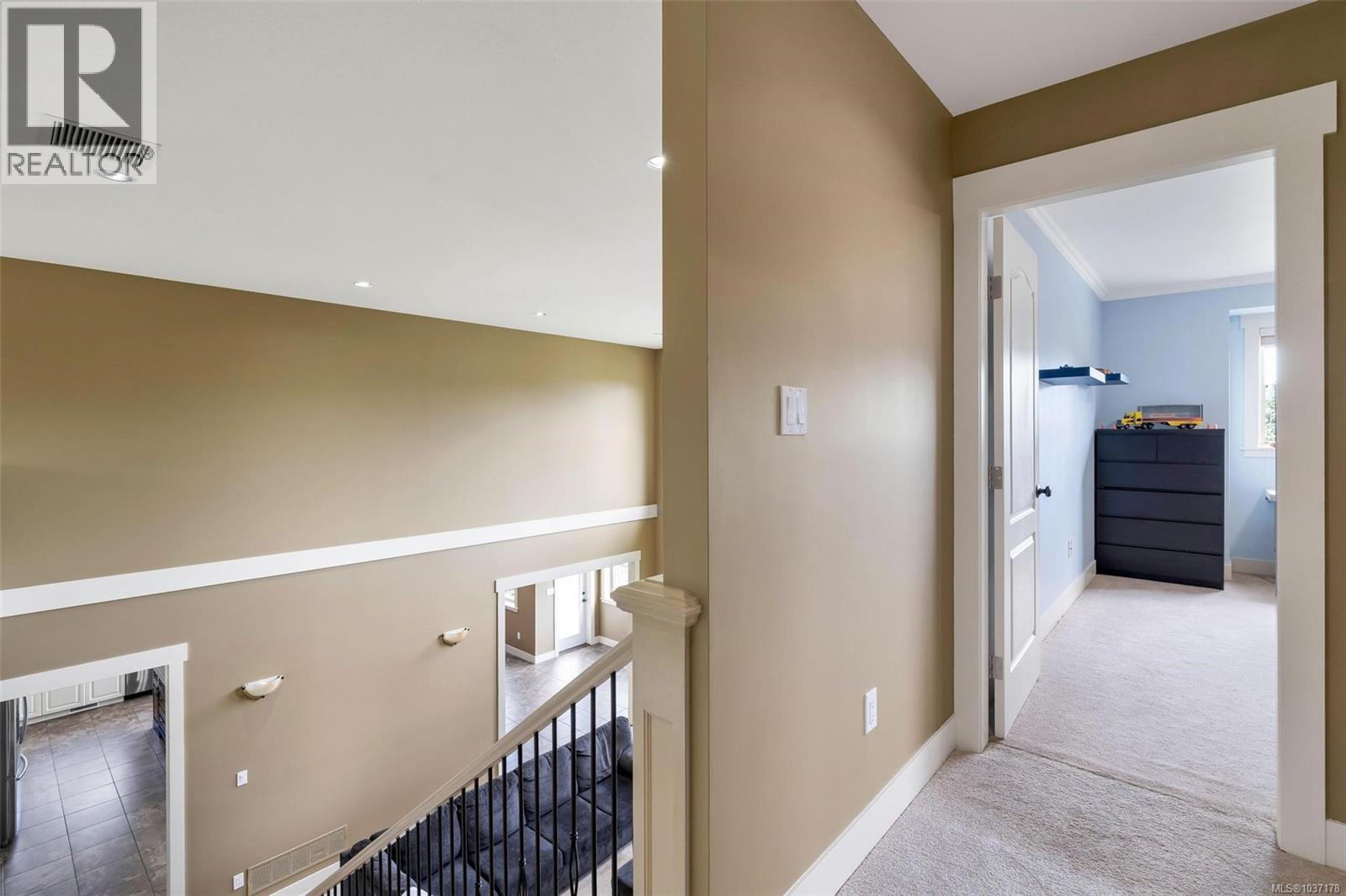 1580 Nimpkish Pl Property Photo 54