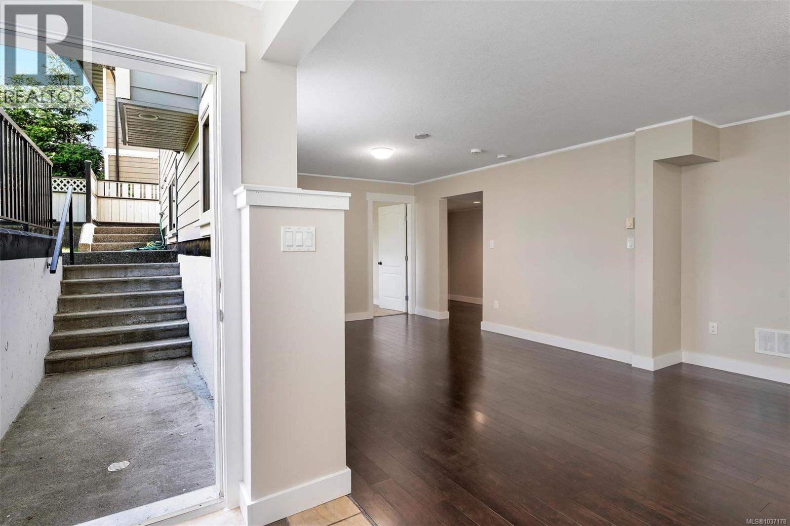 1580 Nimpkish Pl Property Photo 70