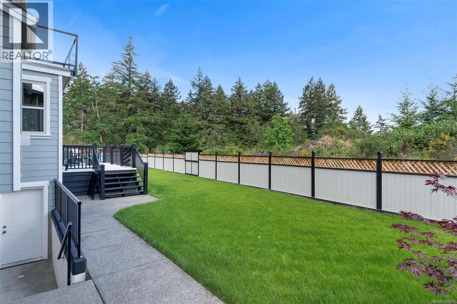 1580 Nimpkish Pl Property Photo 71