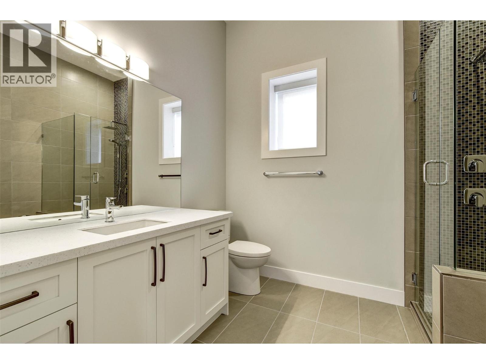 1051 Aurora Heights Property Photo 45