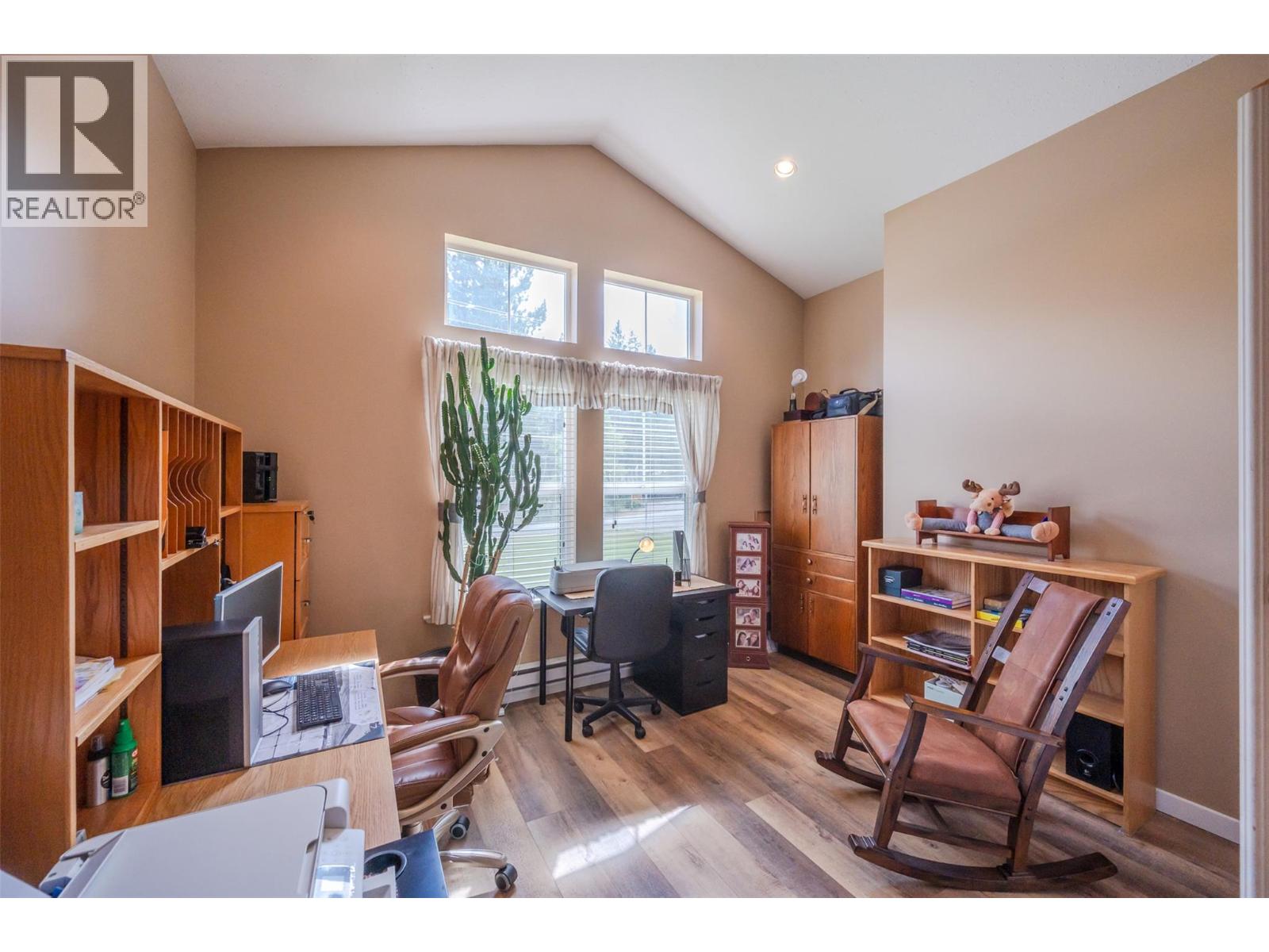 2454 Coalmont Road Property Photo 8