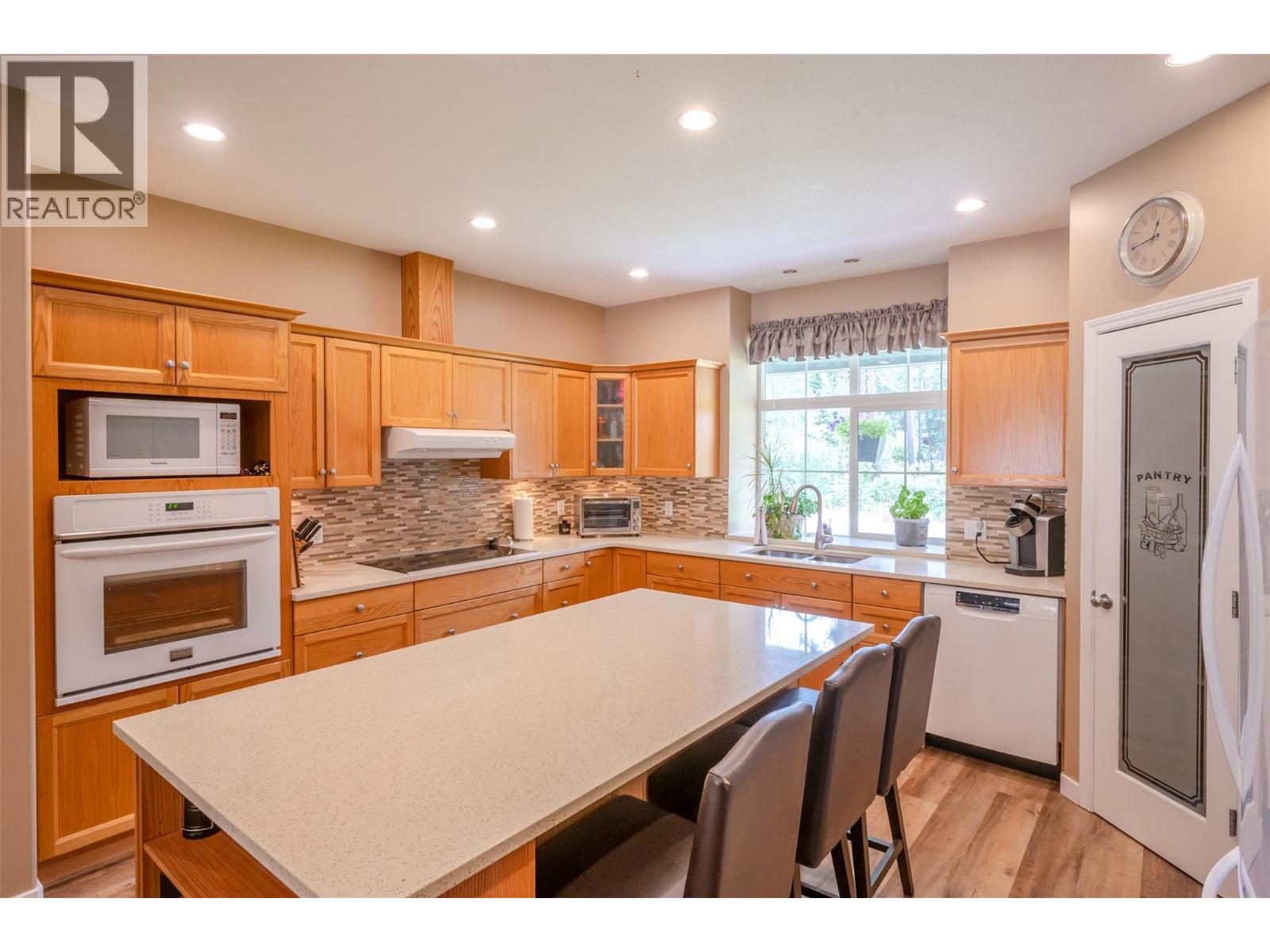 2454 Coalmont Road Property Photo 32
