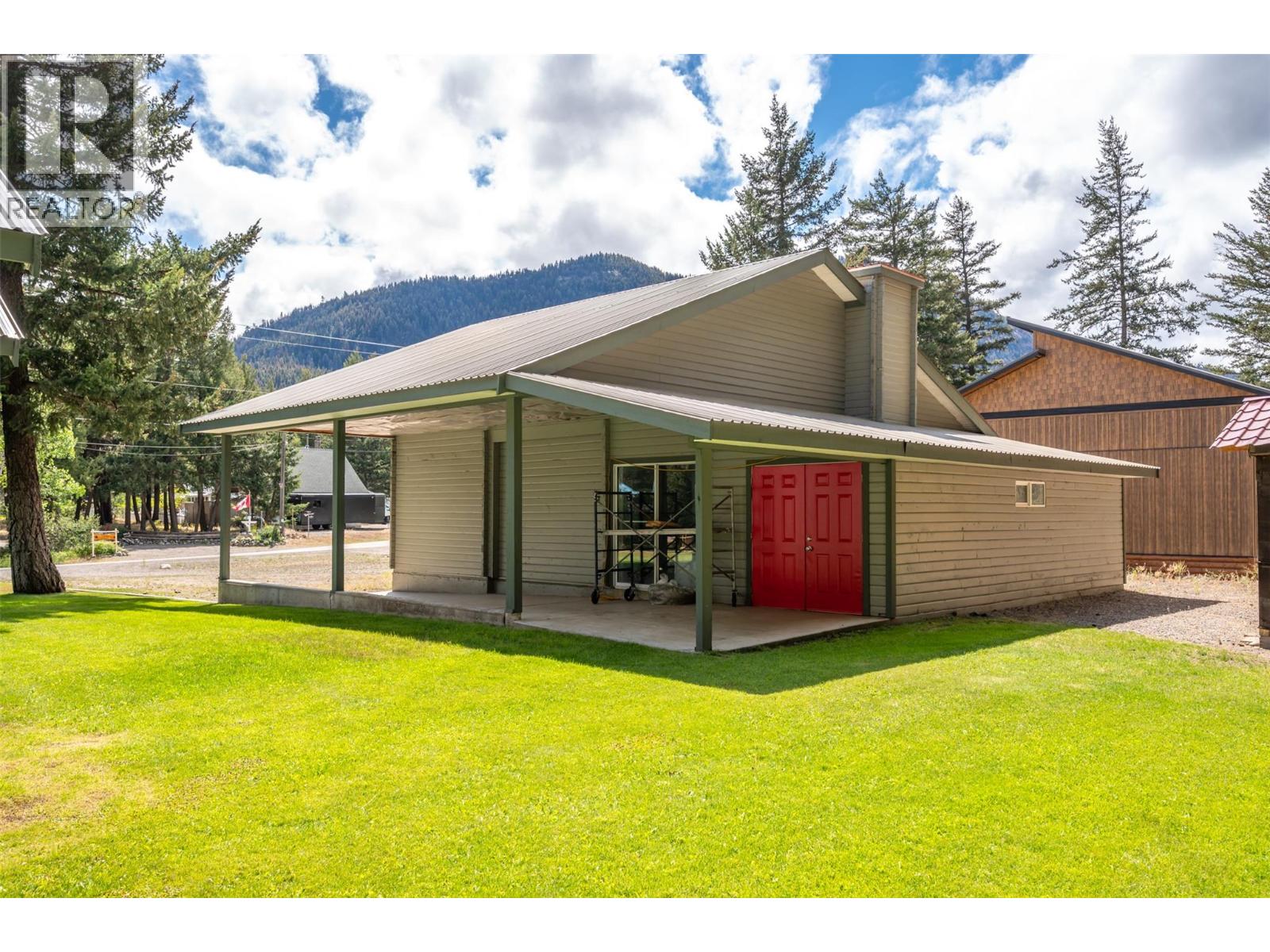 2454 Coalmont Road Property Photo 39