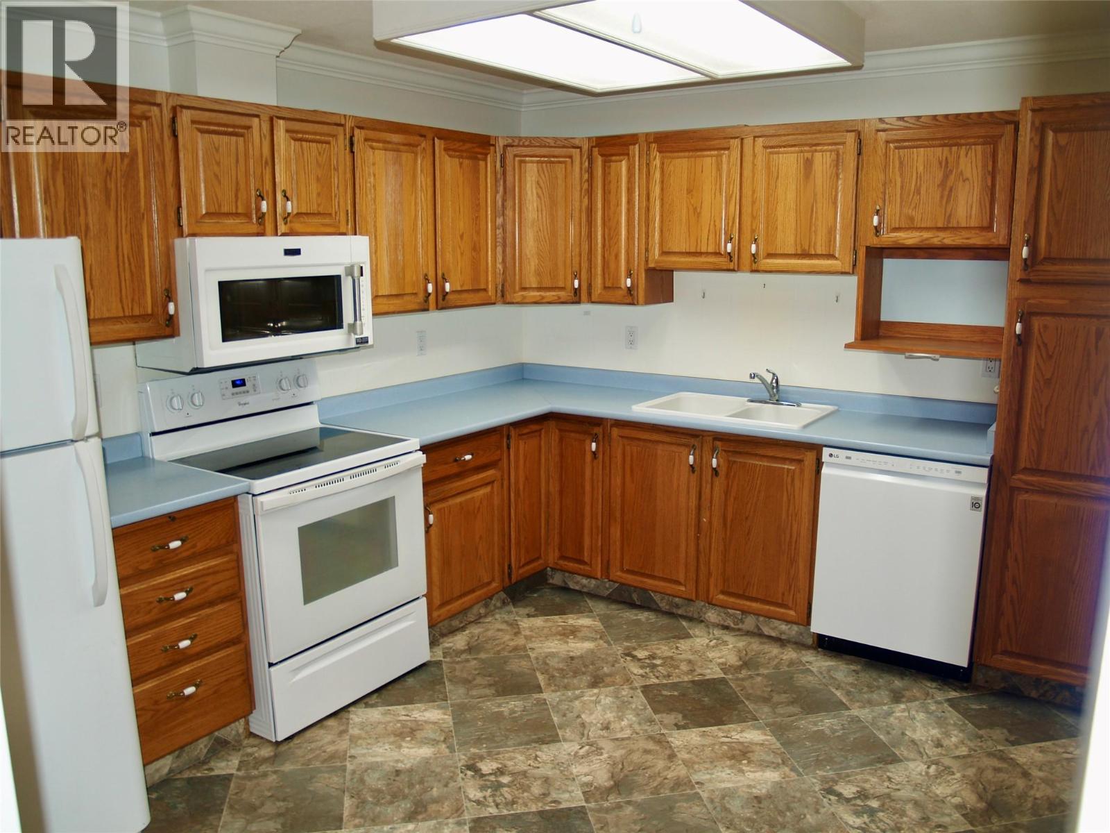 489 Highway 33 W Unit# 121 Property Photo 8