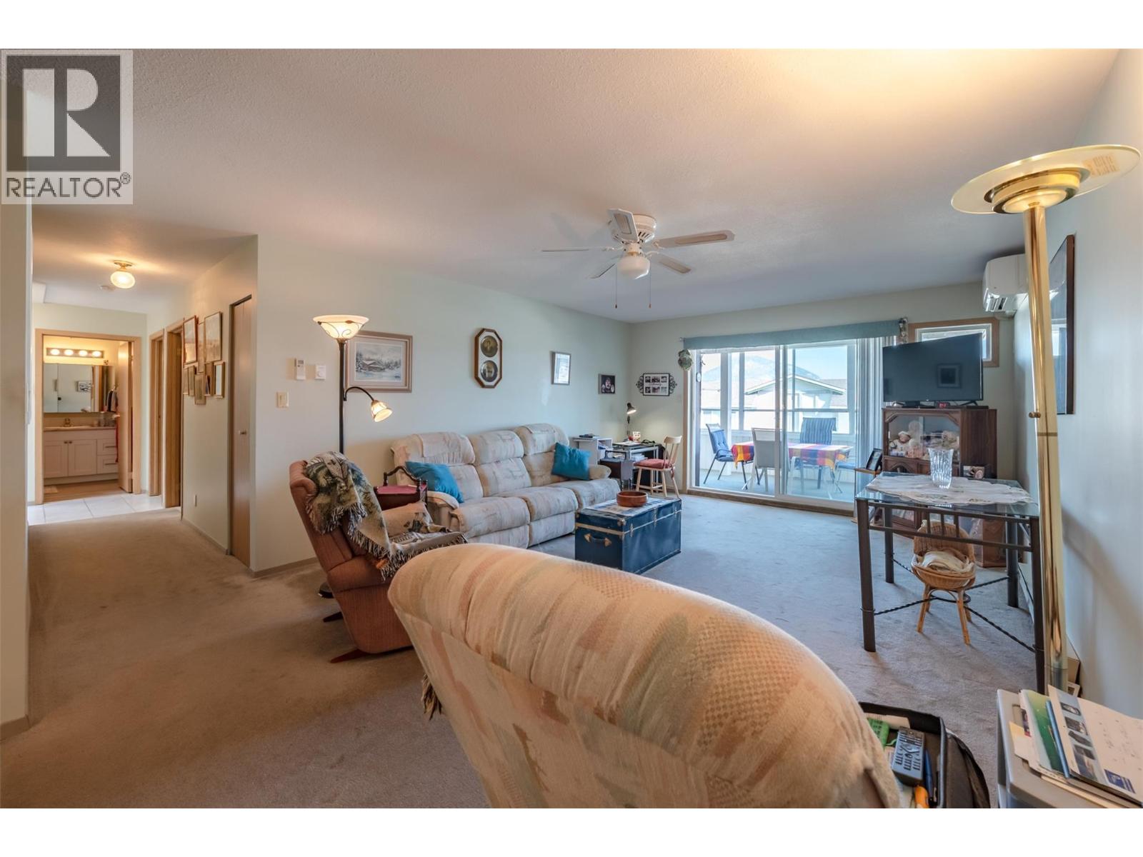 195 Warren Avenue W Unit# 406 Property Photo 4