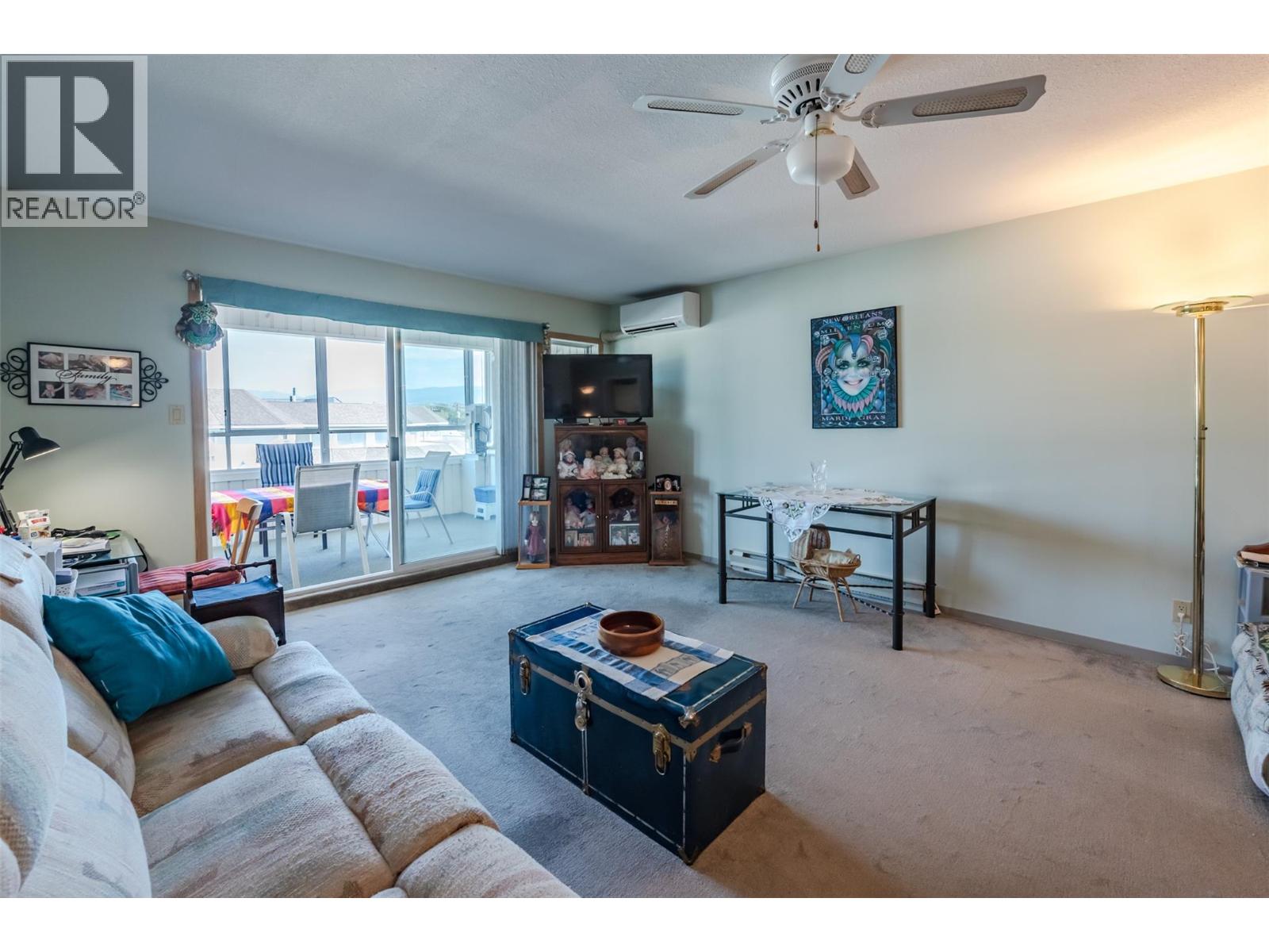 195 Warren Avenue W Unit# 406 Property Photo 12