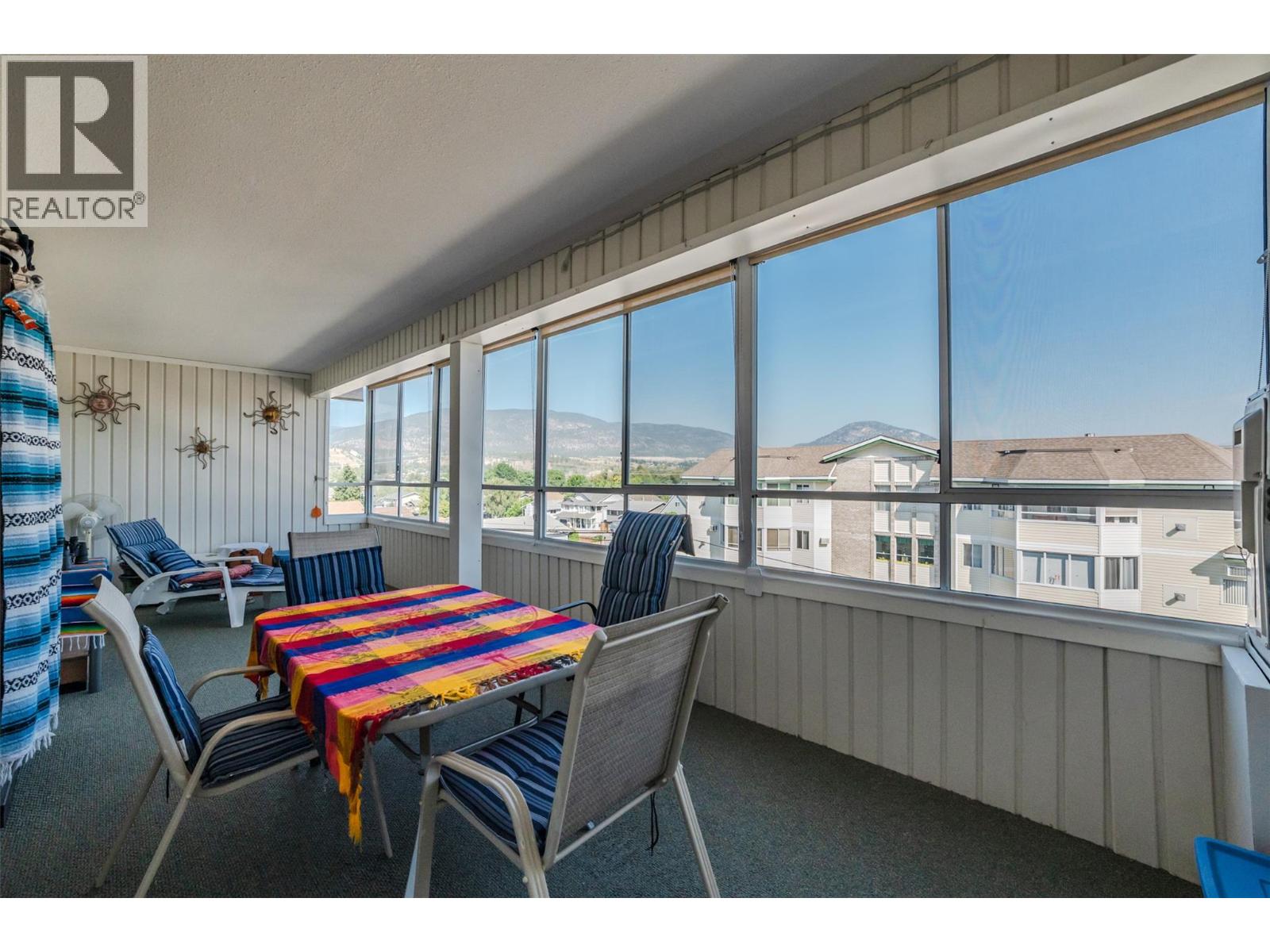 195 Warren Avenue W Unit# 406 Property Photo 21