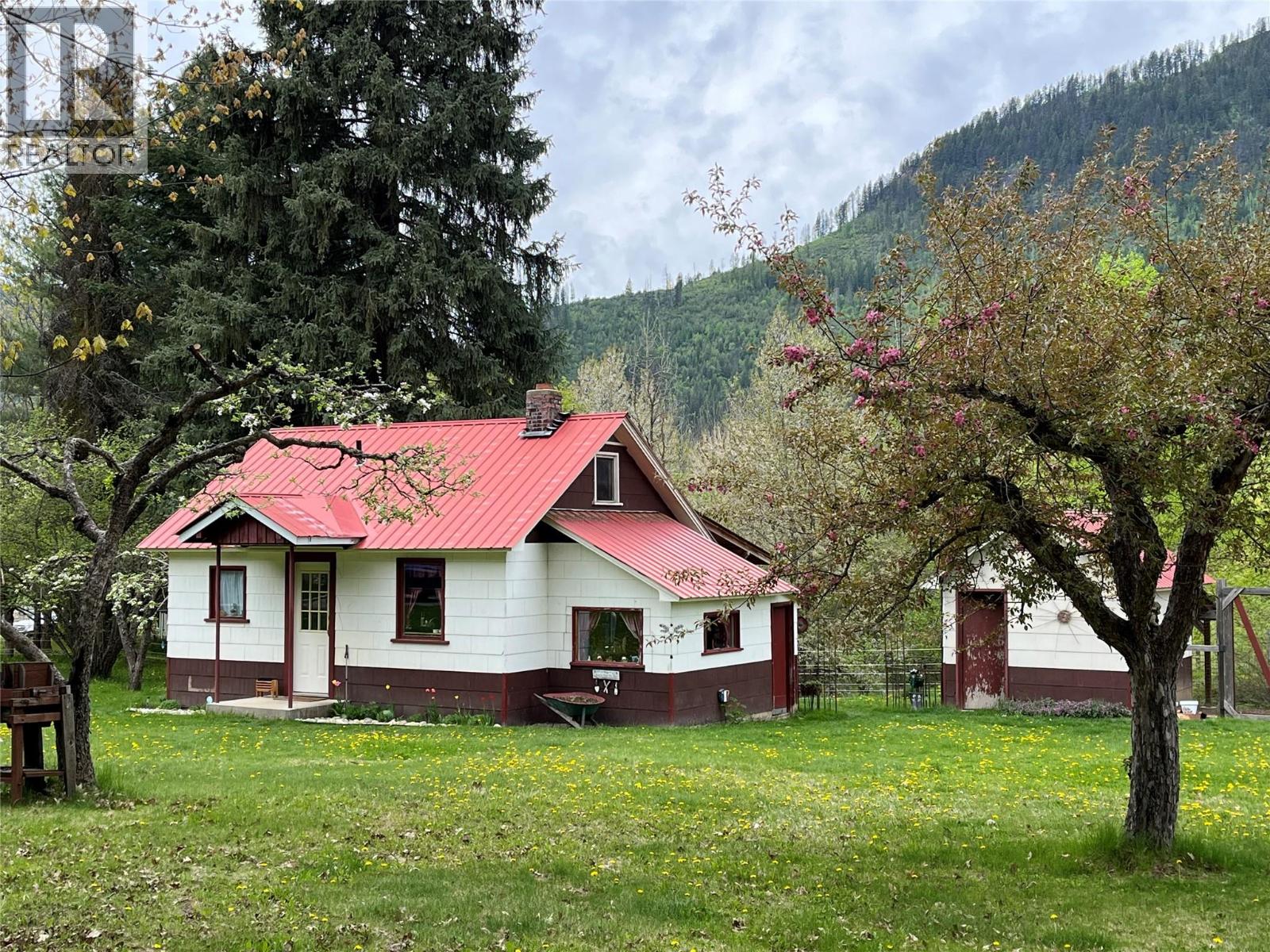 3371 Highway 3b Property Photo 33