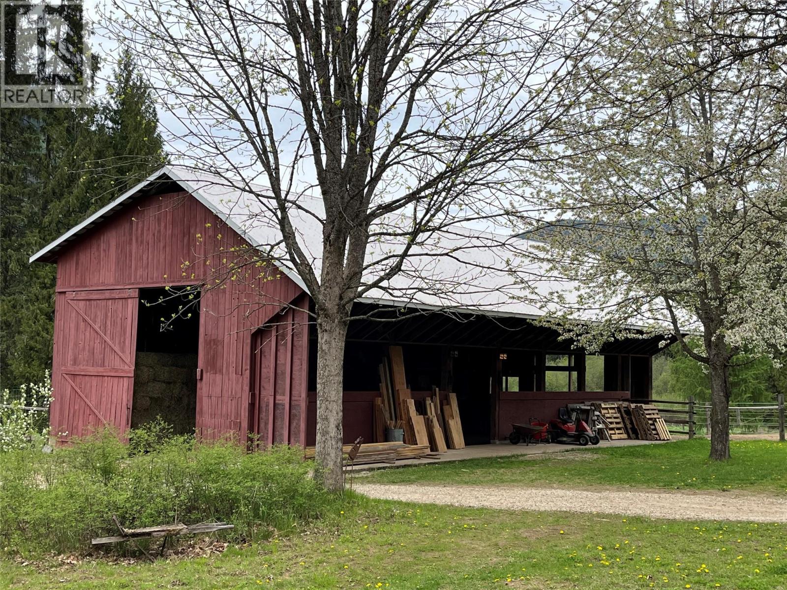3371 Highway 3b Property Photo 47