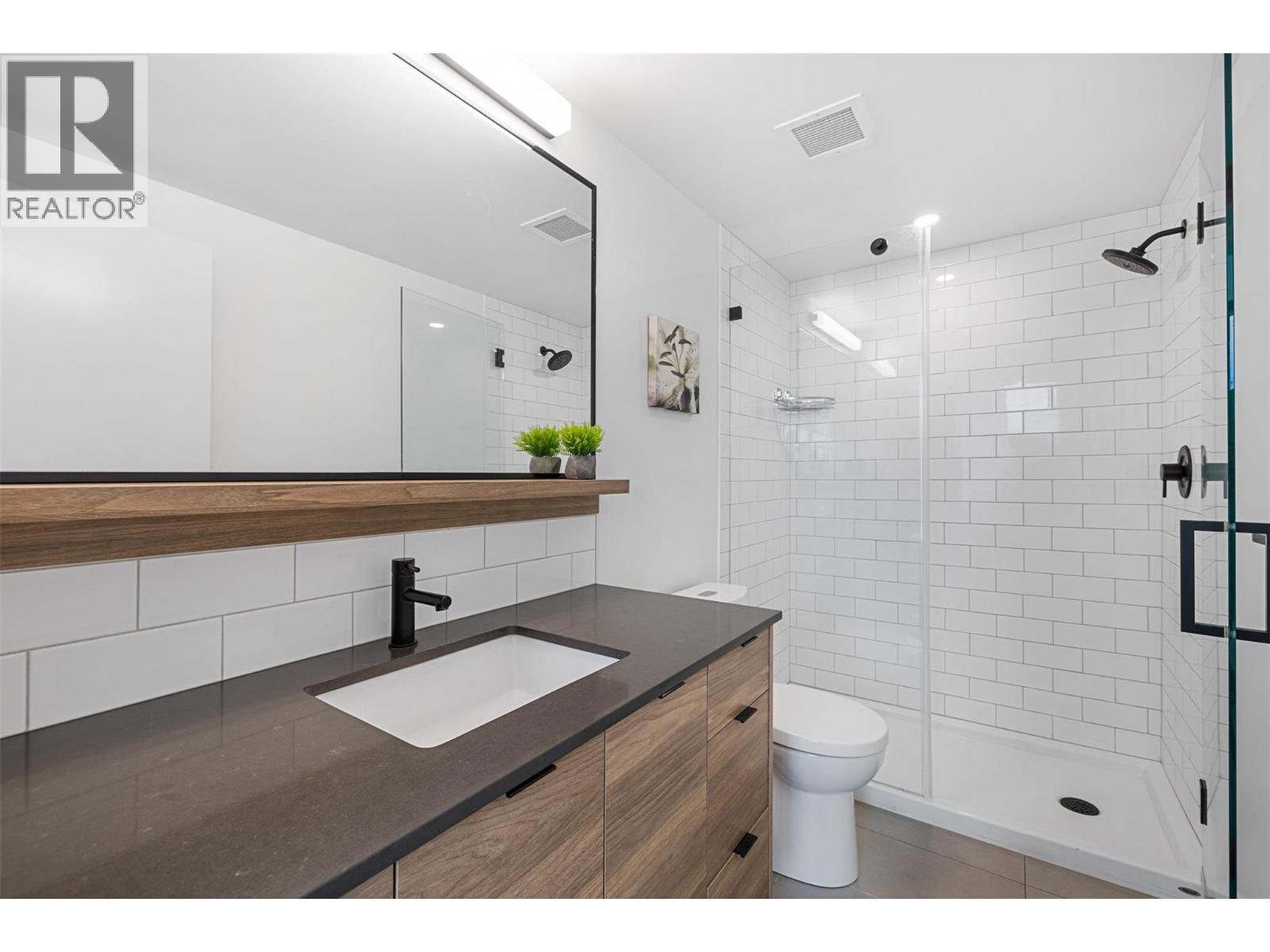 1471 St Paul Street Unit# 905 Property Photo 18