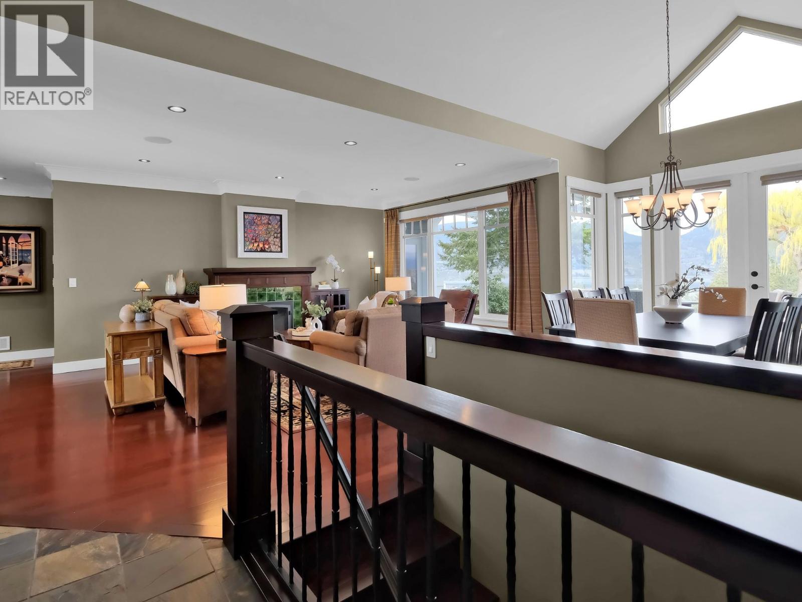162 Vancouver Place Property Photo 6