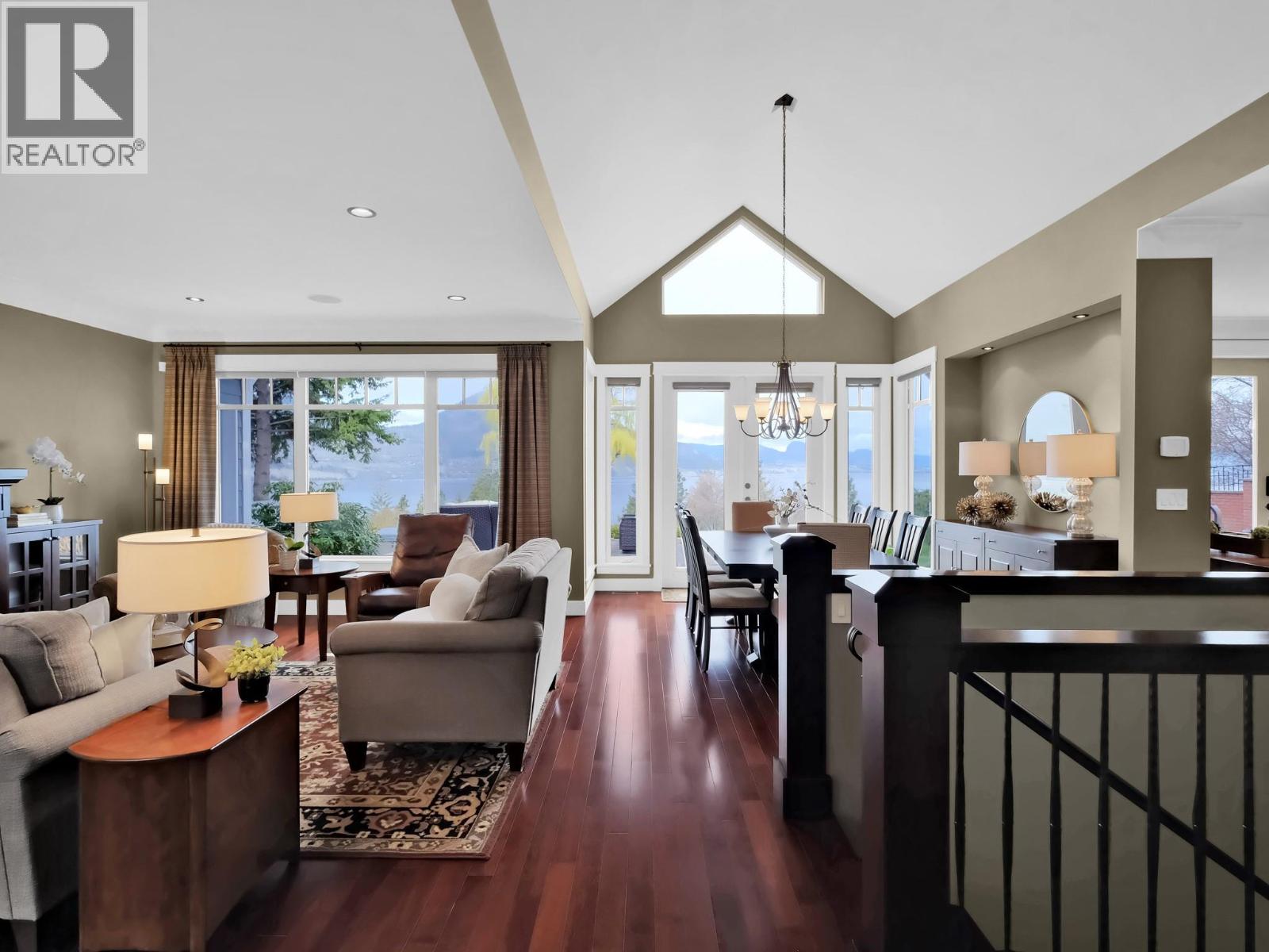 162 Vancouver Place Property Photo 8