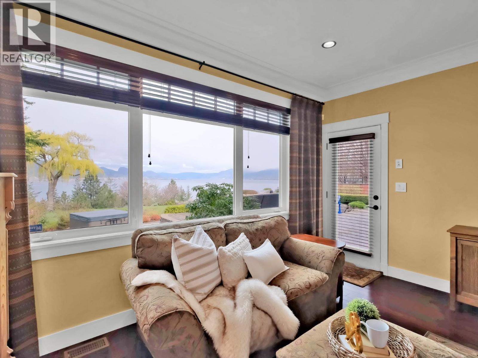 162 Vancouver Place Property Photo 15